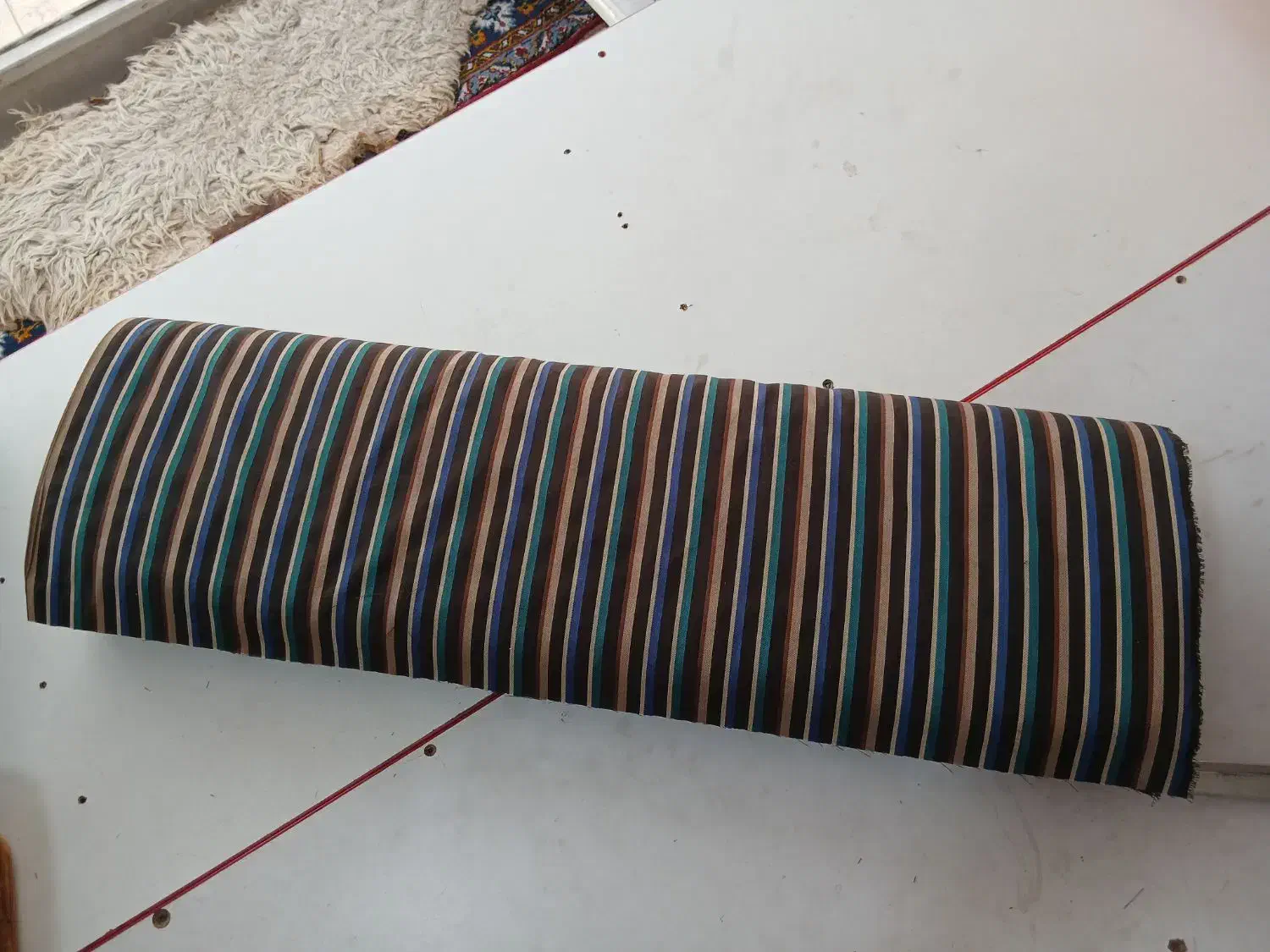 پارچه|لباس|زنجان, |دیوار