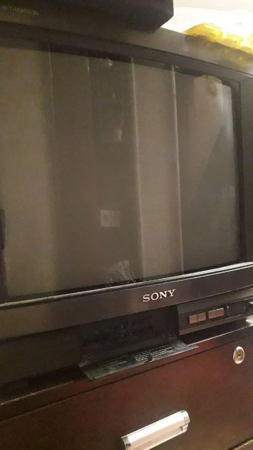 تلویزیون رنگی سونی سری اول|تلویزیون و پروژکتور|شیراز, تاچارا|دیوار