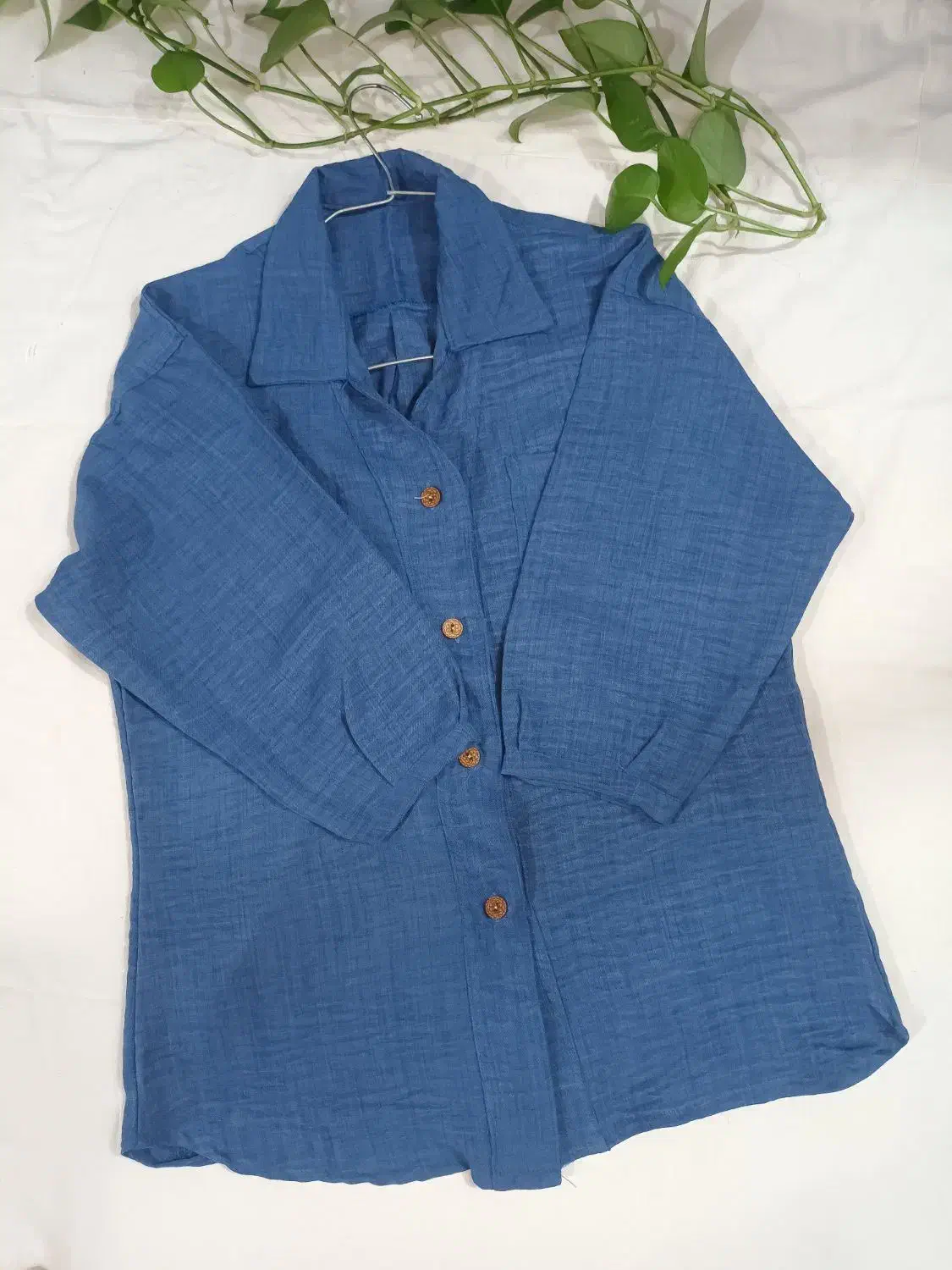 مانتو|لباس|شاهین دژ, |دیوار