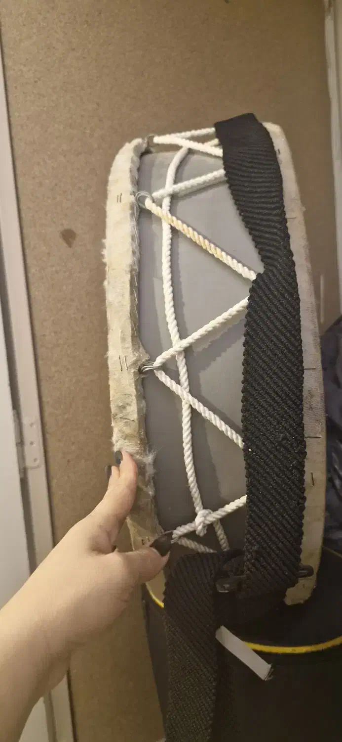 دوهل عروسی|سازهای سنتی|گلپایگان, |دیوار