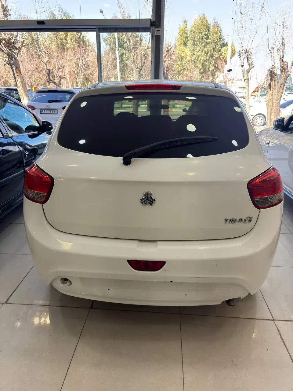 تیبا ۴۰۱|خودرو سواری و وانت|سیرجان, |دیوار