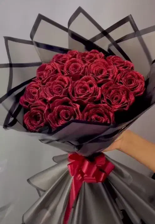 روز زن نزدیکه آقایون خاص پسند|گل مصنوعی|اسلام‌شهر, شهرک محمدیه|دیوار