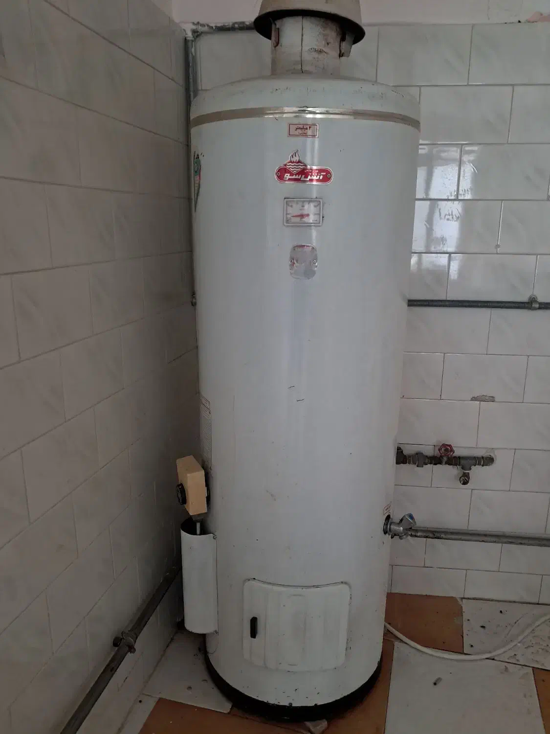 آبگرمکن زمینی|آبگرمکن، پکیج، شوفاژ|خوی, |دیوار