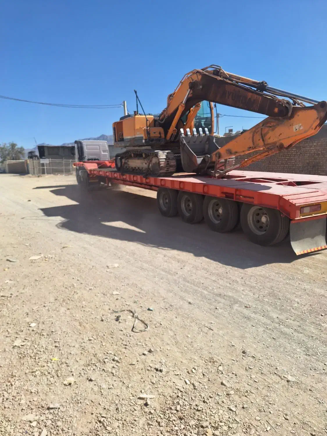 استخدام راننده تریلی ۱۱ محور|استخدام حمل و نقل|ابریشم, |دیوار