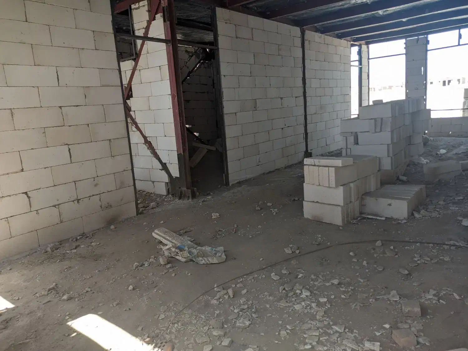 خانه نیمه ساز فاز ۴ نهبندان|فروش خانه و ویلا|نهبندان, |دیوار