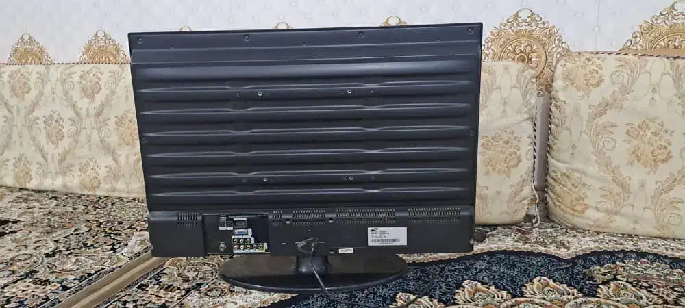 تلویزیون 32اینج سامسونگ|تلویزیون و پروژکتور|اندیمشک, |دیوار