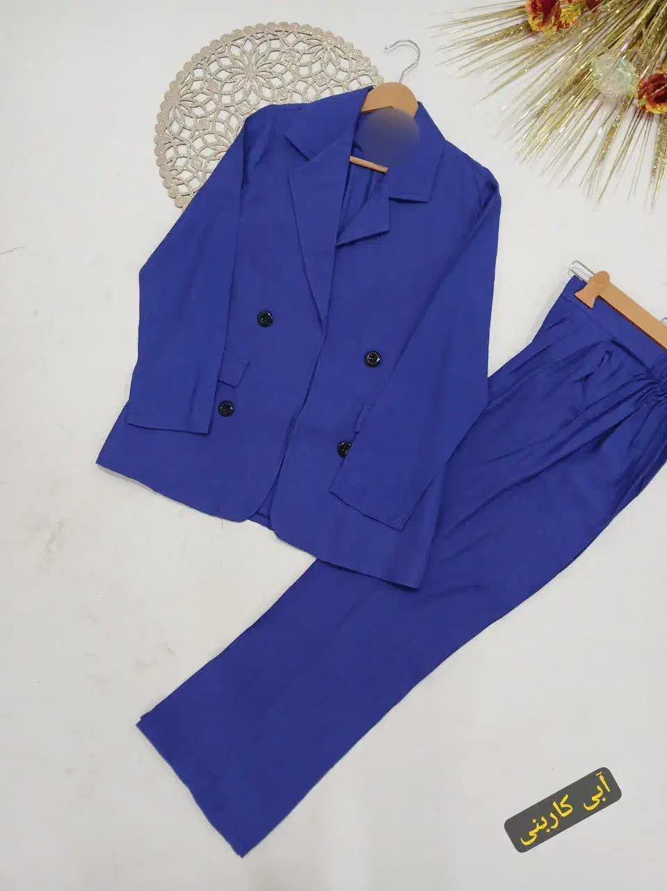 ست زیبا|لباس|رشت, لاکان شهر|دیوار