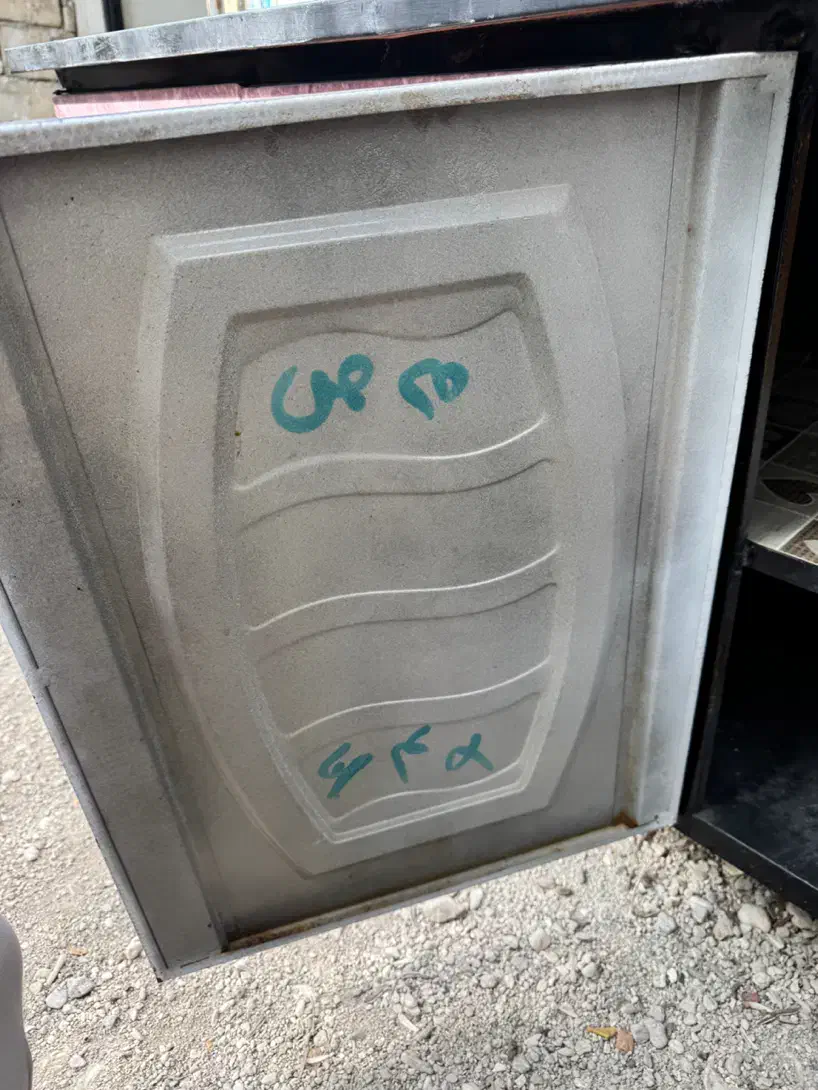 کمد آهنی|جاکفشی، کمد، دراور|بوشهر, |دیوار