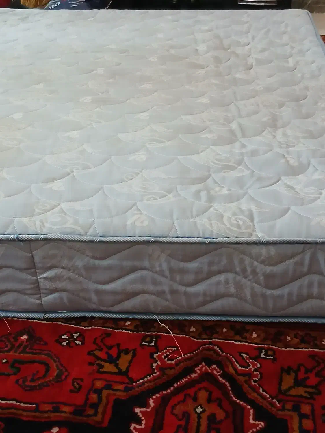 تشک تخت دو نفره ی رویال|تخت و سرویس خواب|میانه, |دیوار