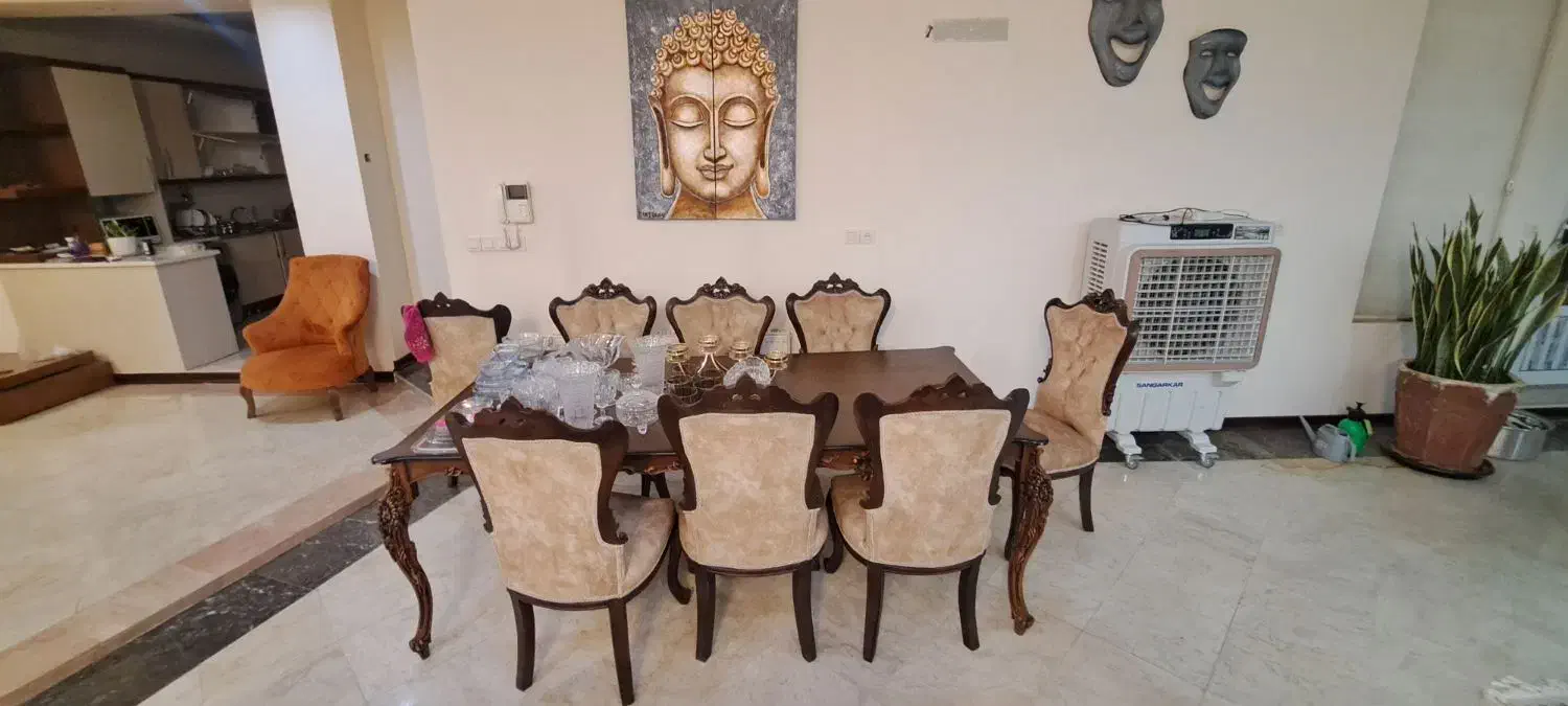 مبل سلطنتی۹ نفره و ناهار خوری۸ نفره چوب گردو در حد|مبلمان خانگی و میز عسلی|حمیدیا, |دیوار