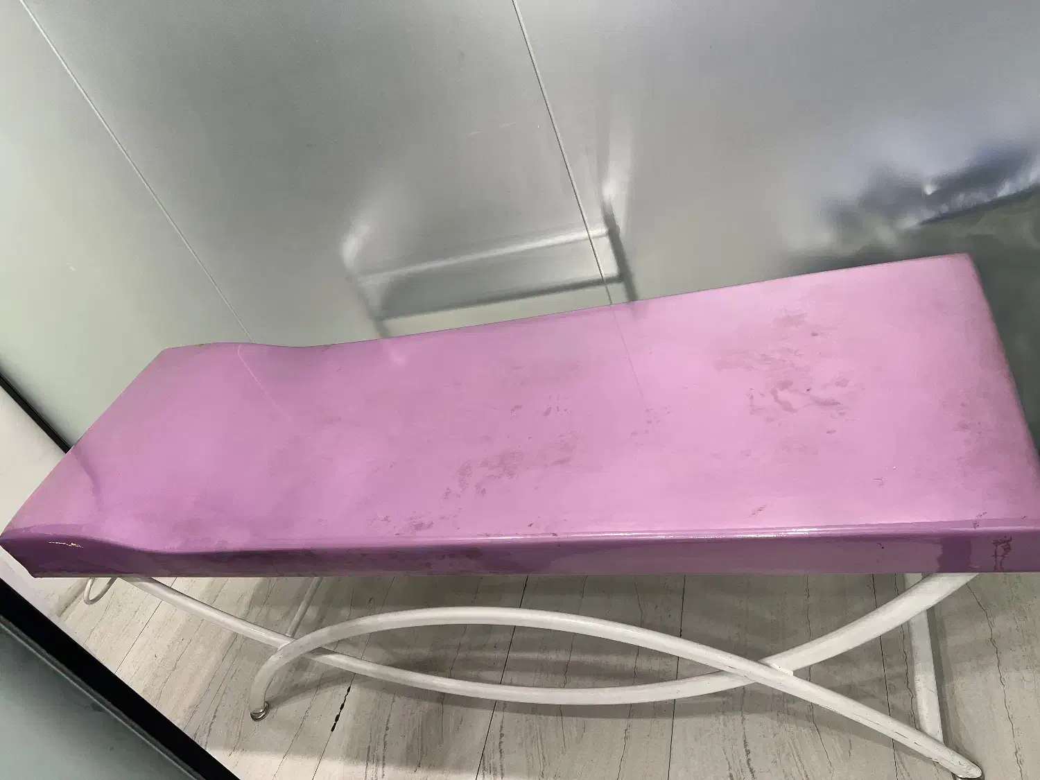 تخت معاینه|پزشکی|تهران, حکمت|دیوار