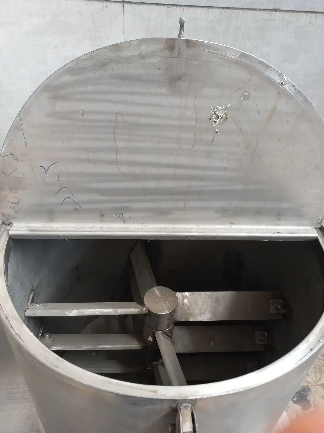 میکسر بشکه ای کیک|ماشین‌آلات صنعتی|مشهد, گرجی علیا|دیوار