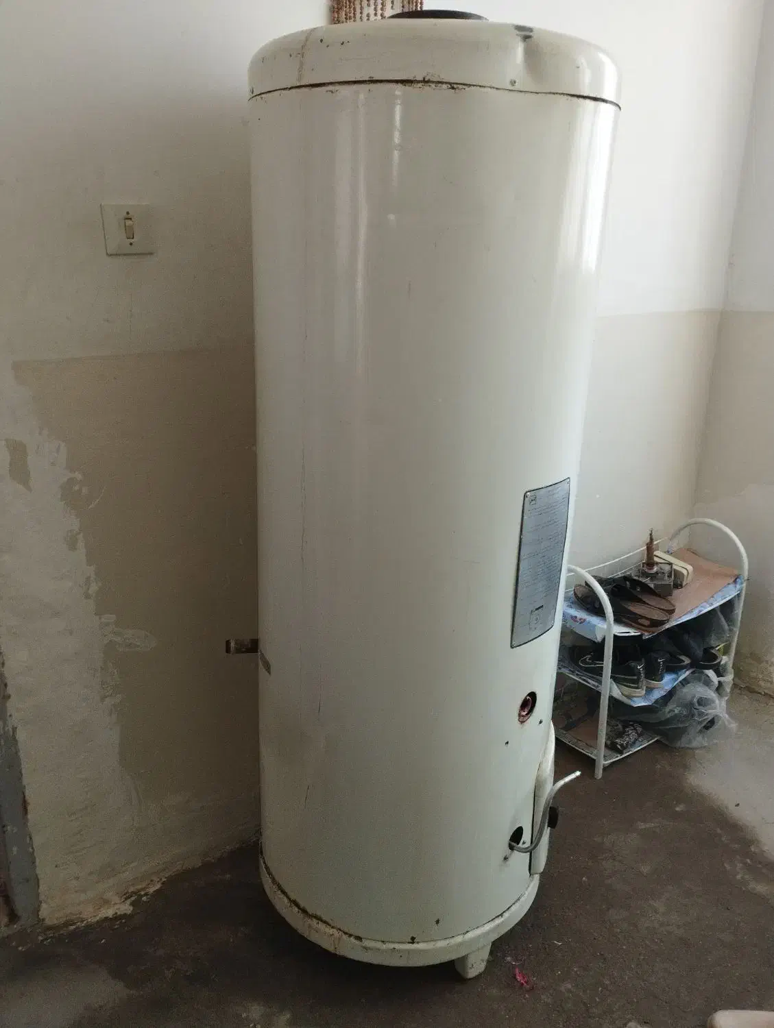 آبگرمکن ایستاده سالم|آبگرمکن، پکیج، شوفاژ|ابهر, |دیوار