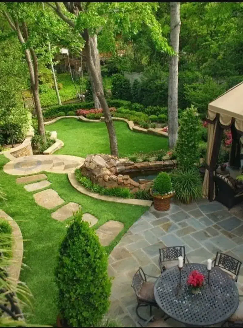 اجرای محوطهسازی و احداث فضای سبز با طراحی حرفهای|خدمات باغبانی و درختکاری|رشت, بلوار گیلان|دیوار