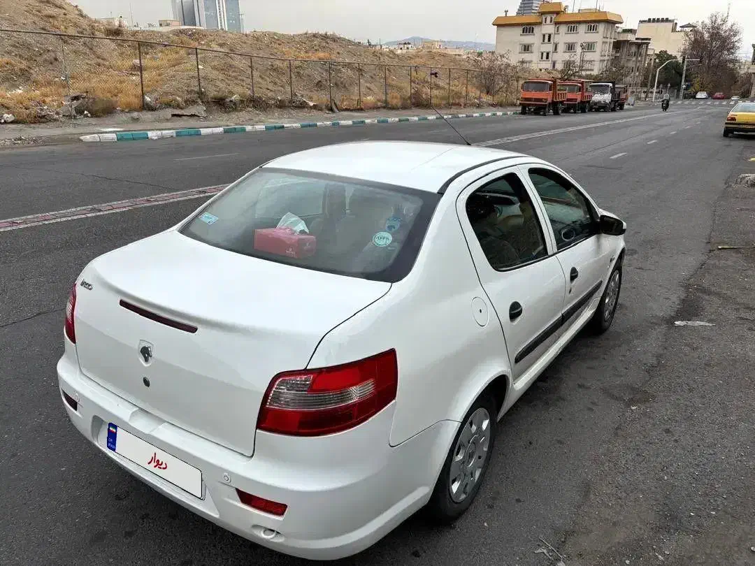 رانا Lx 94 کم کارکرد فوق العاده تمیز و بی رنگ|خودرو سواری و وانت|تهران, سید خندان (جلفا)|دیوار