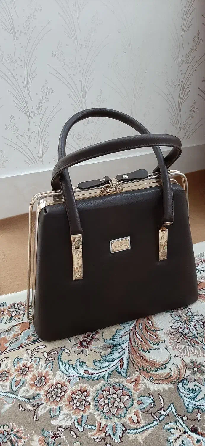 کیف مجلسی|کیف، کفش، کمربند|ابهر, |دیوار