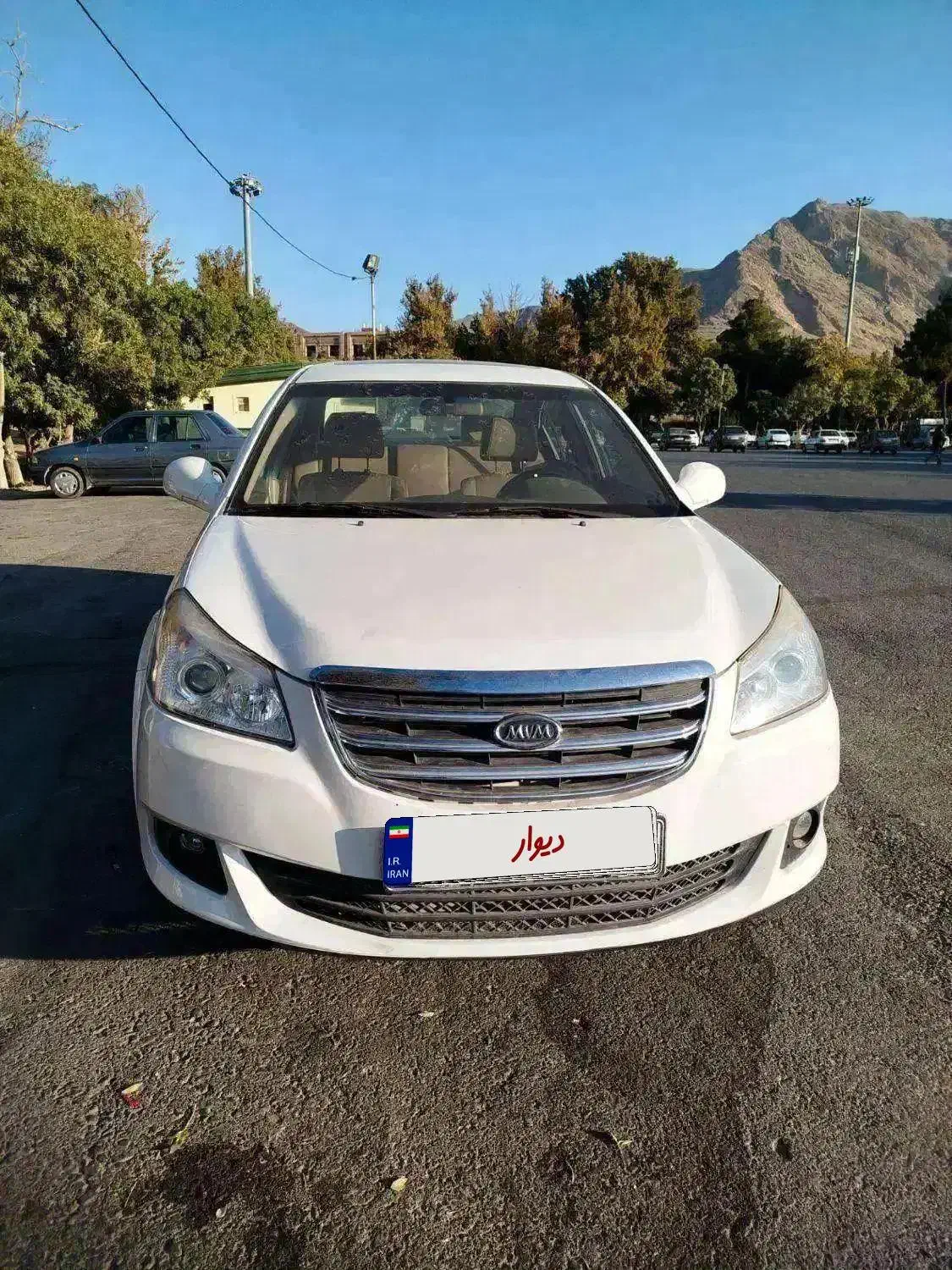 ام وی ام 550|خودرو سواری و وانت|ملایر, |دیوار