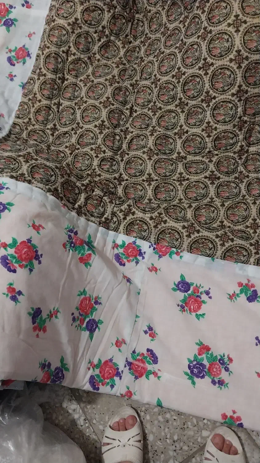 لحاف دونفره تمیزونوباملافه|تشک تختخواب|خمینی‌شهر, |دیوار