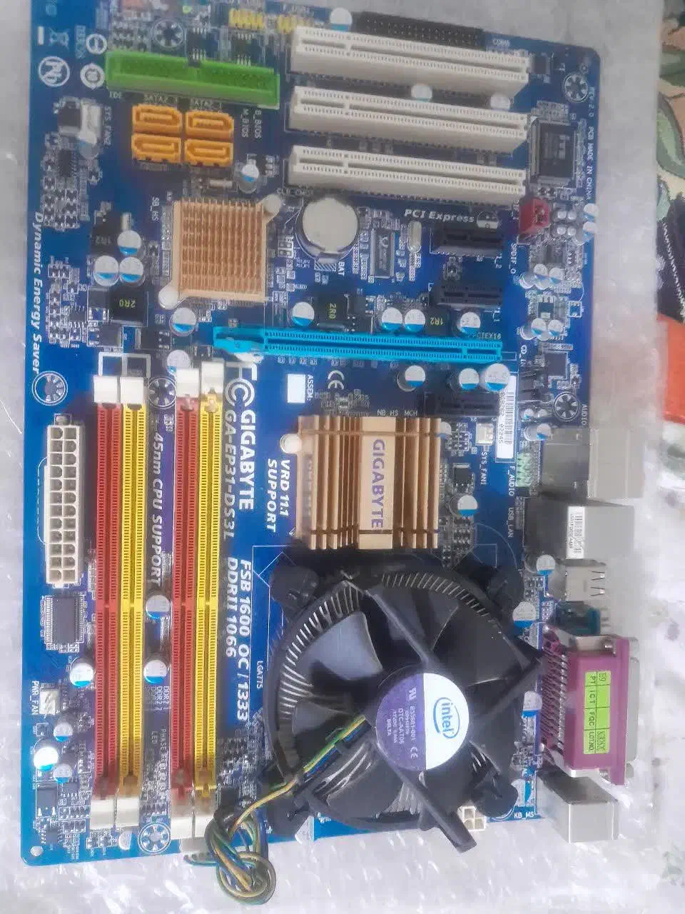 مادربرد گیگابایت|قطعات و لوازم جانبی رایانه|مشهد, عنصری|دیوار