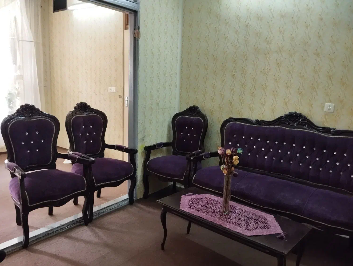 مبل ۷نفره،صندلی،کابینت فلزی ورق خیلی محکم وسنگین|مبلمان خانگی و میز عسلی|بجنورد, |دیوار