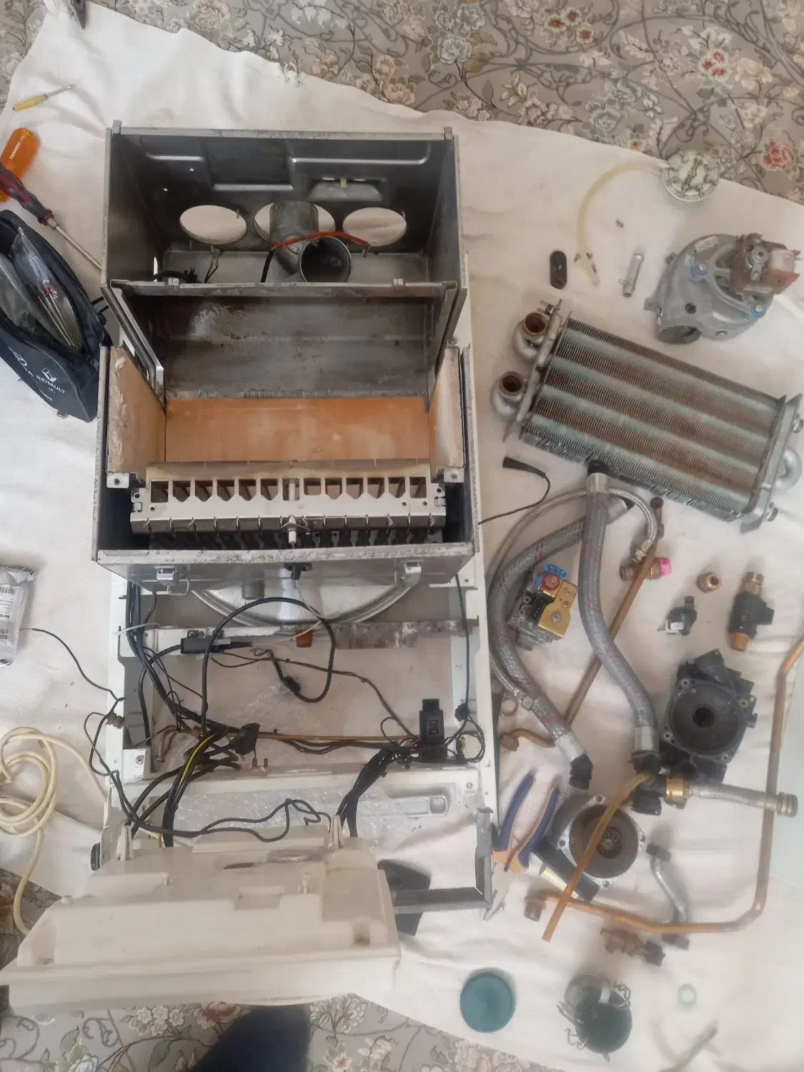 تعمیرات تخصصی انواع پکیج|خدمات پیشه و مهارت|اردبیل, |دیوار