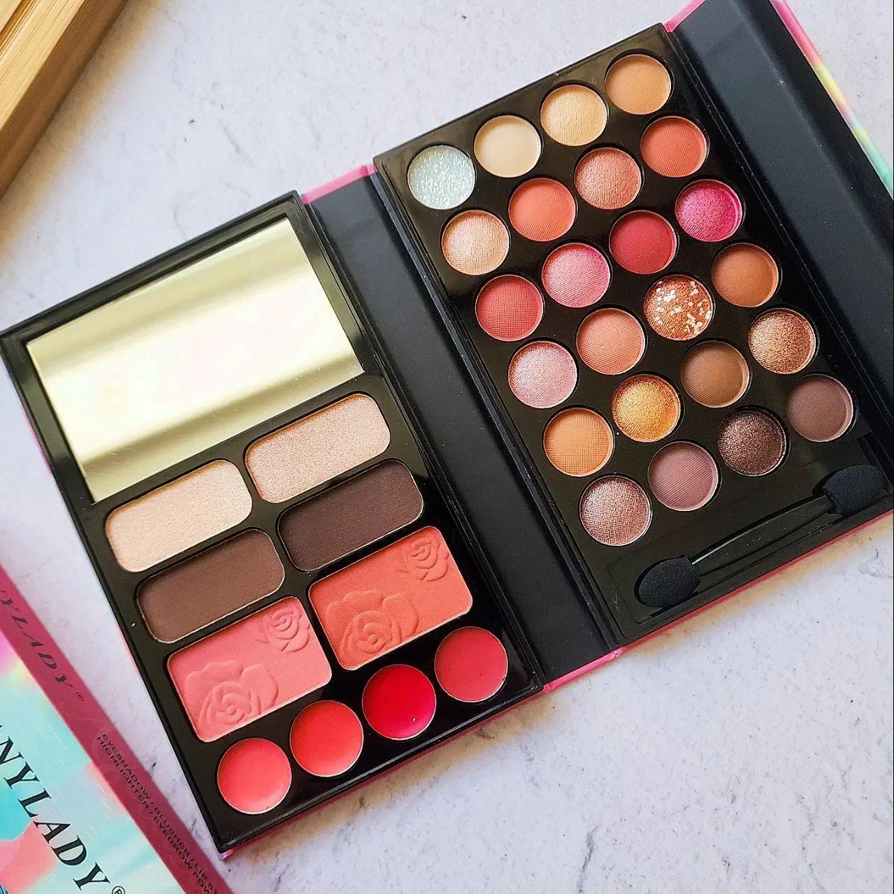 پالت ۵۰ هزار|آرایشی، بهداشتی، درمانی|اصفهان, سودان|دیوار