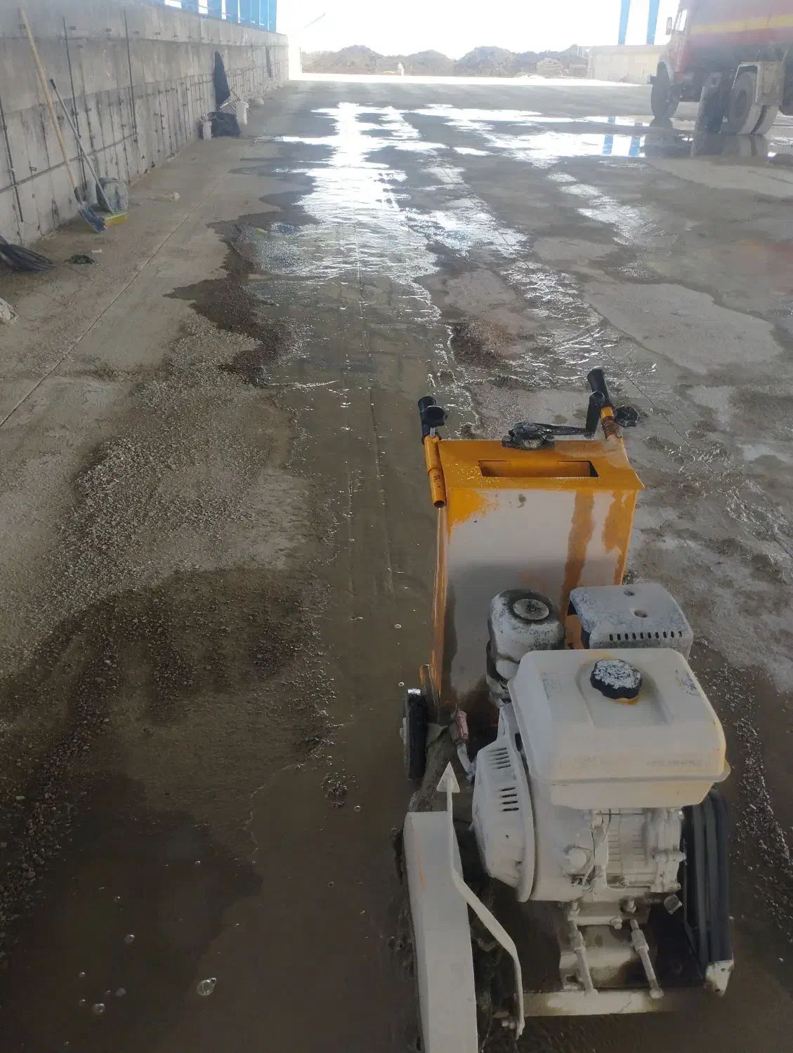 آسفالت وکاتر برش اسفالت وبتن و ...|خدمات پیشه و مهارت|کرج, عظیمیه|دیوار