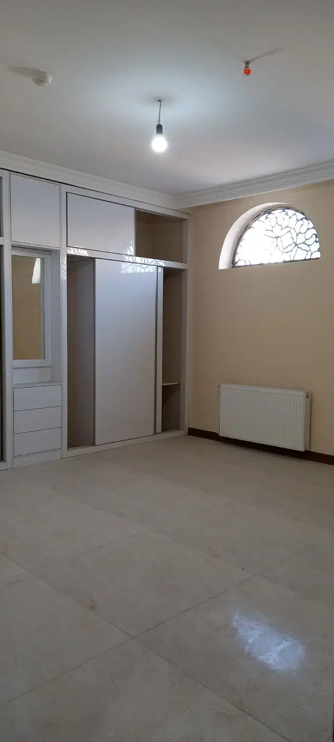 اجاره آپارتمان۲۰۰ متری لوکس کلیدنخورده/ سه بر نور|اجارهٔ آپارتمان|اصفهان, محمودیه|دیوار