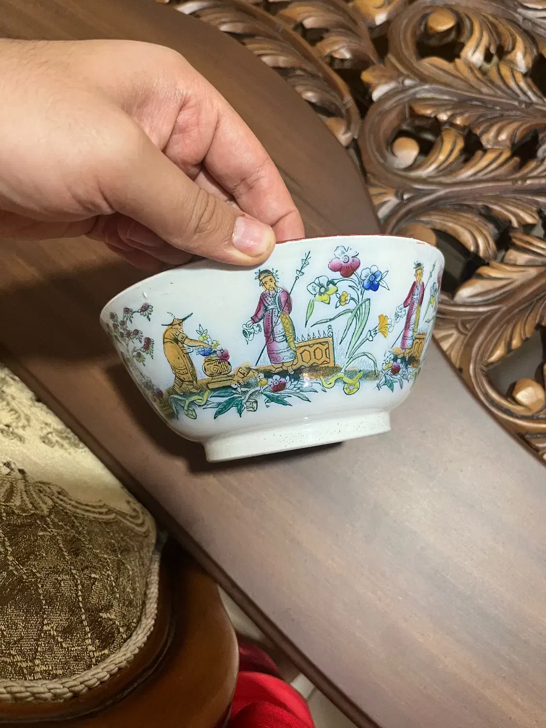 ظرف قدیمی|کلکسیون اشیاء عتیقه|ری, علایین|دیوار