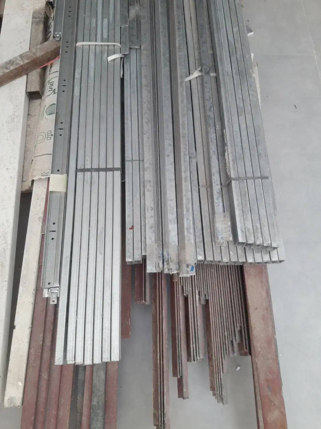 فروش سازه کناف کی پلاس و مصالح ساختمانی مازاد|مصالح و تجهیزات ساختمان|آبدانان, |دیوار