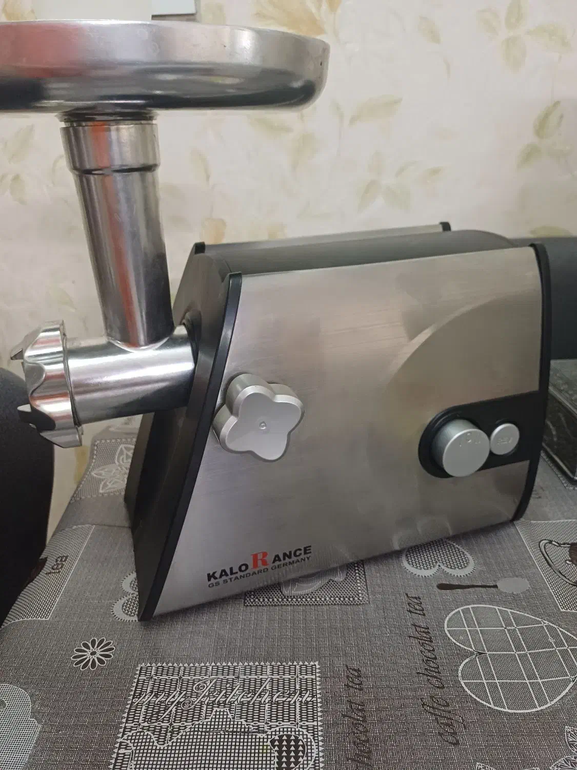 چرخ گوشت 1500w آلمان|خردکن، آسیاب، غذاساز|تهران, خانی آباد نو جنوبی|دیوار