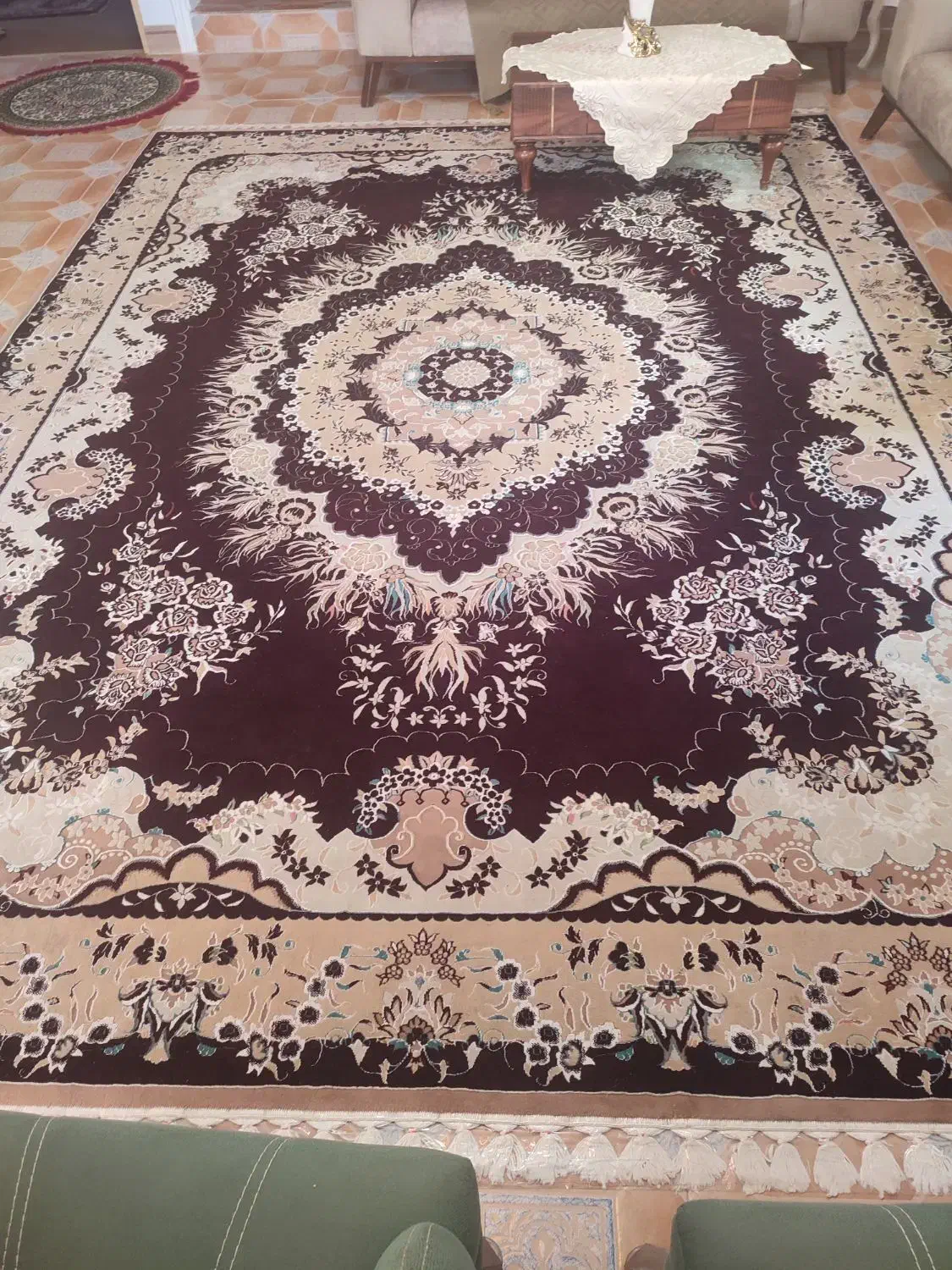 2 عدد فرش 12 متری 700 شانه زیبا در حد نو|فرش|نوشهر, |دیوار