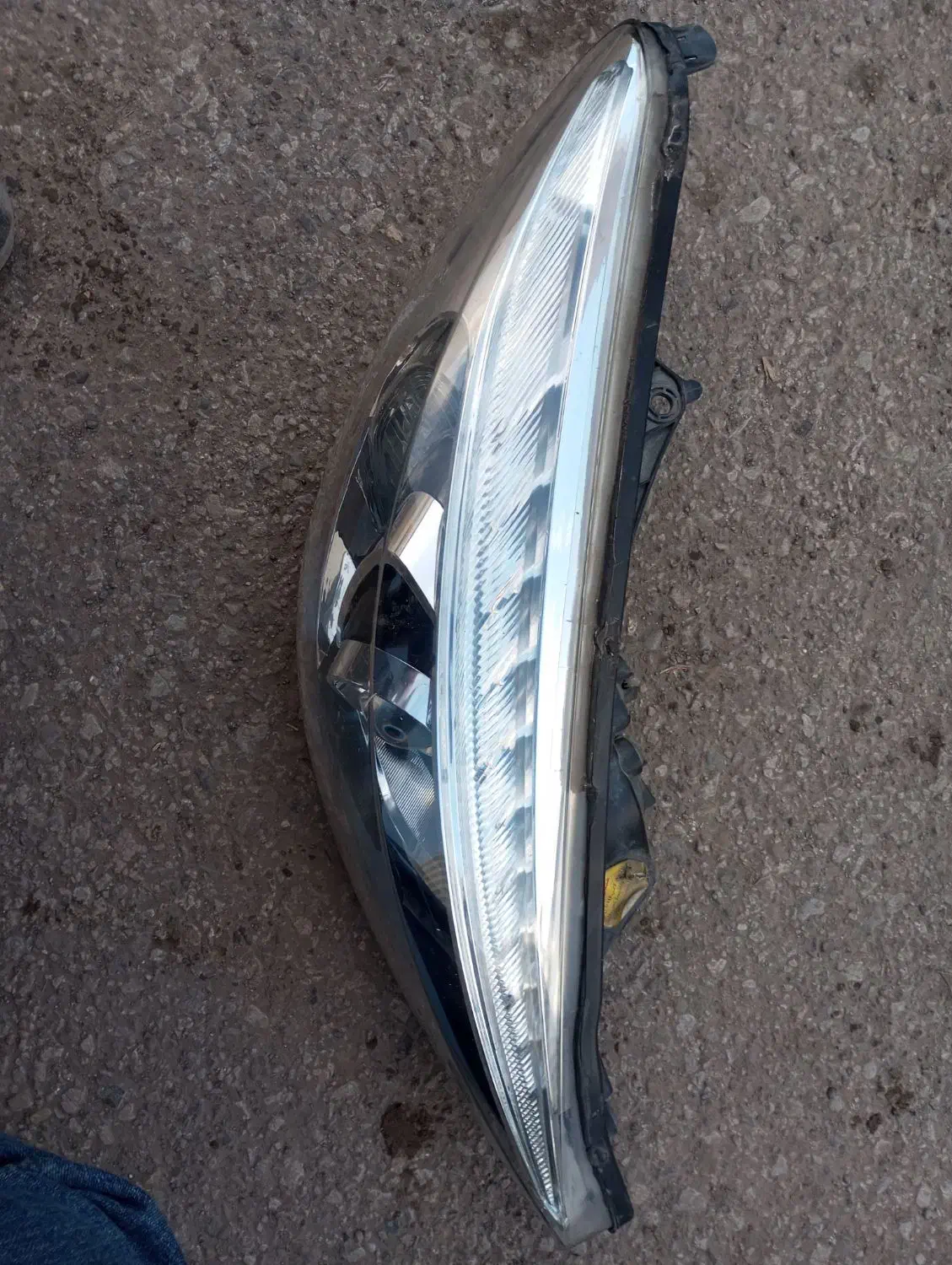 چراغ جلوی 207|قطعات یدکی و لوازم جانبی|قزوین, |دیوار