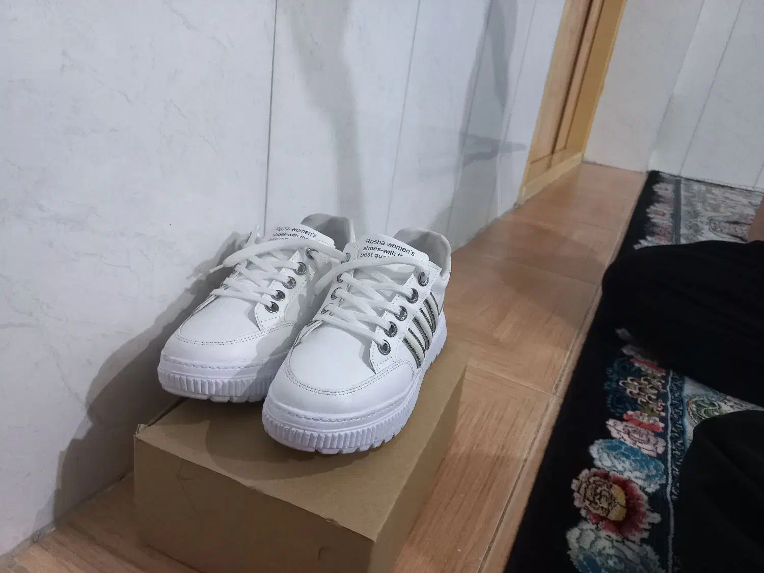 کفش سایز ۴۰ زیبا هدیه آوردم اندازه نیست|کیف، کفش، کمربند|سنقر, |دیوار