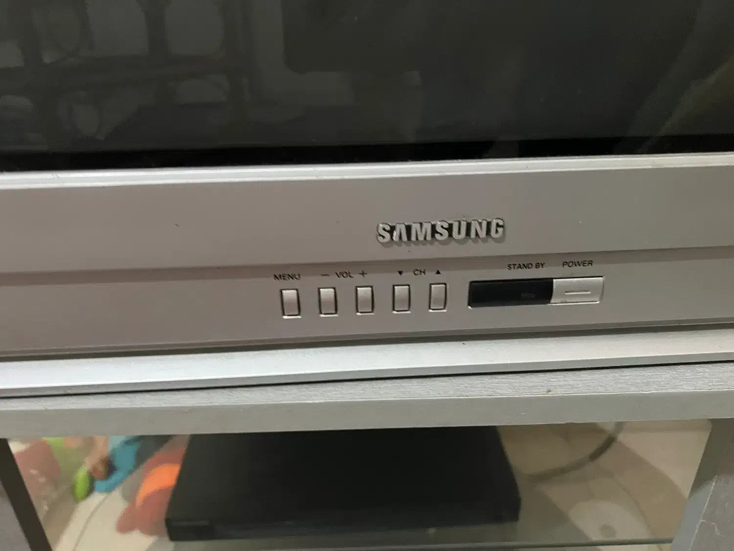 فروش تلویزیون سامسونگ۲۱ اینچ|تلویزیون و پروژکتور|آستارا, |دیوار