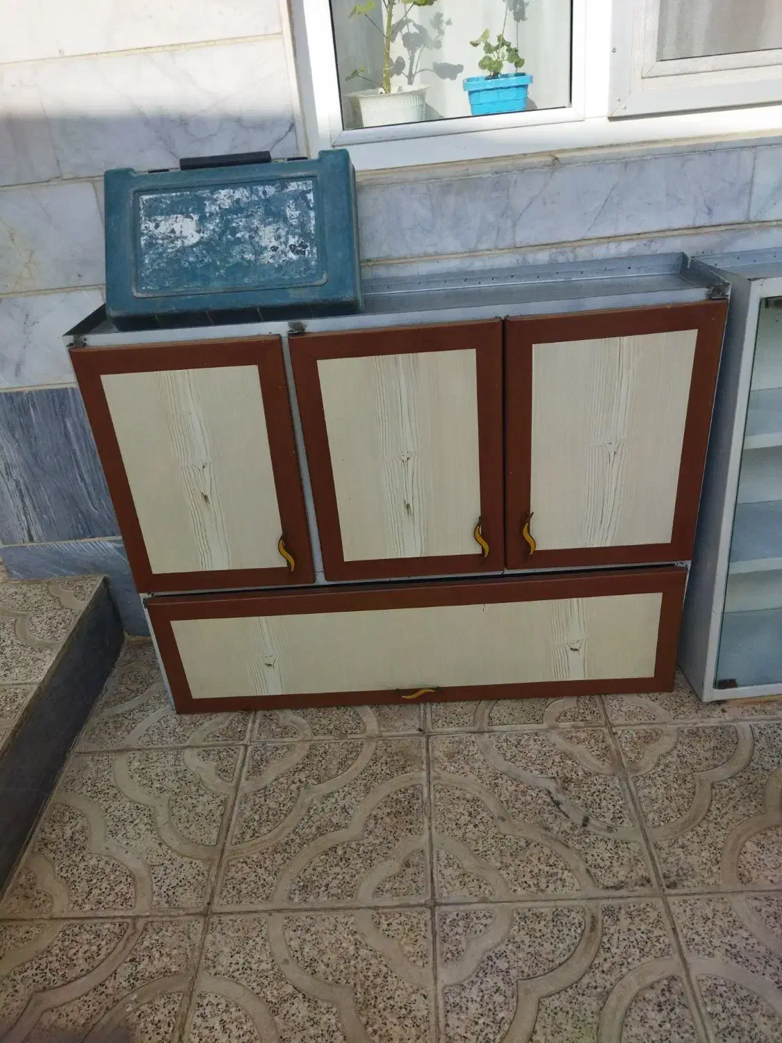 کابینت و آبچکان|آبچکان و نظمدهنده ظروف|صائین قلعه, |دیوار