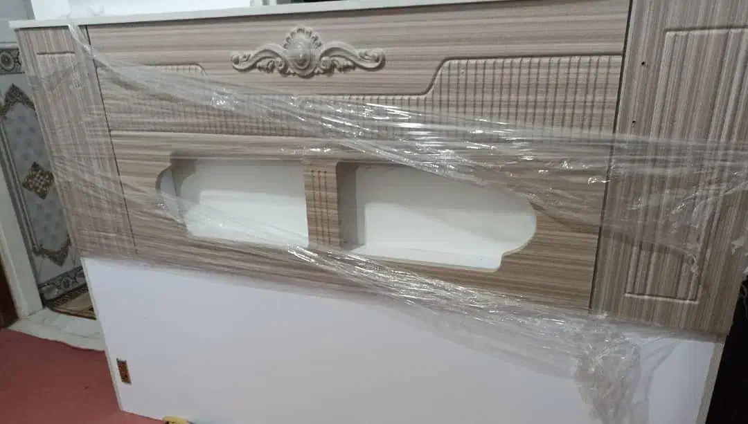 بوفه و تخت دو نفره نو|تخت و سرویس خواب|سراوان, |دیوار