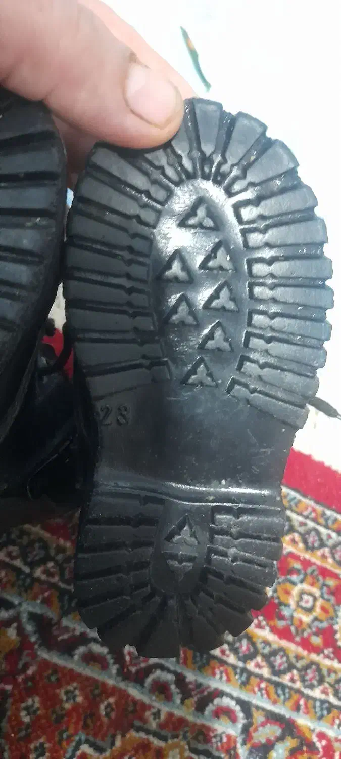 کفش|کیف، کفش، کمربند|یاسوج, |دیوار