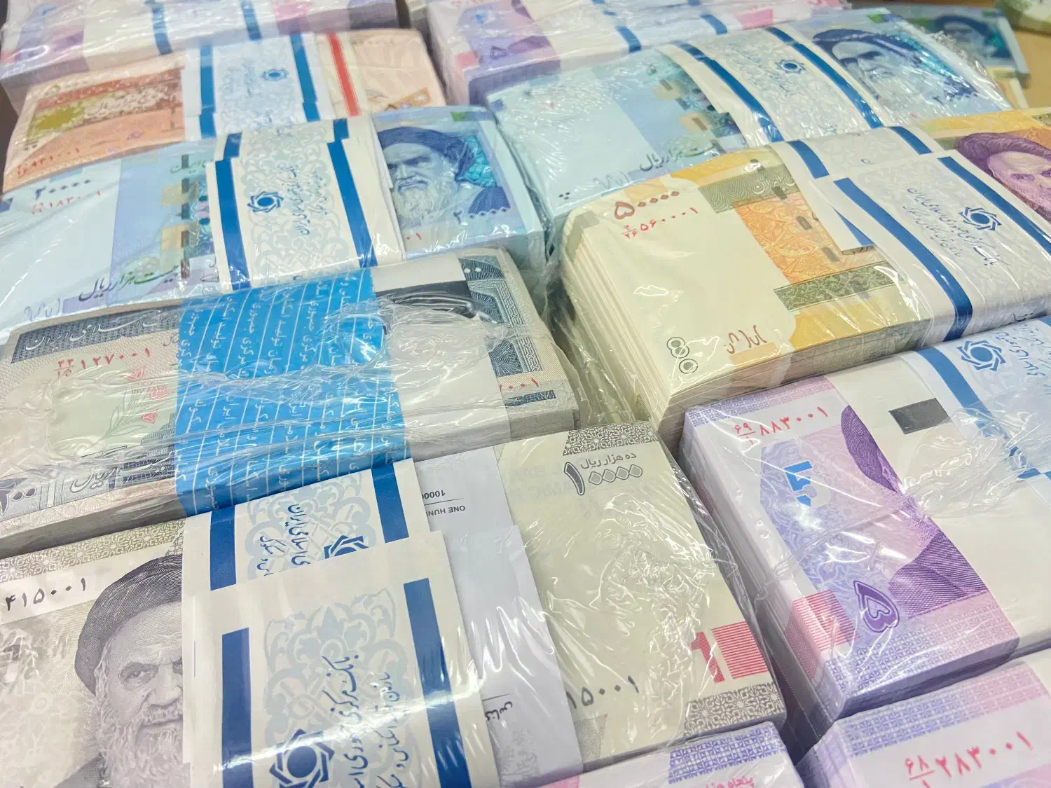 اسکناس و سکه|کلکسیون سکه، تمبر، اسکناس|تهران, فردوسی|دیوار