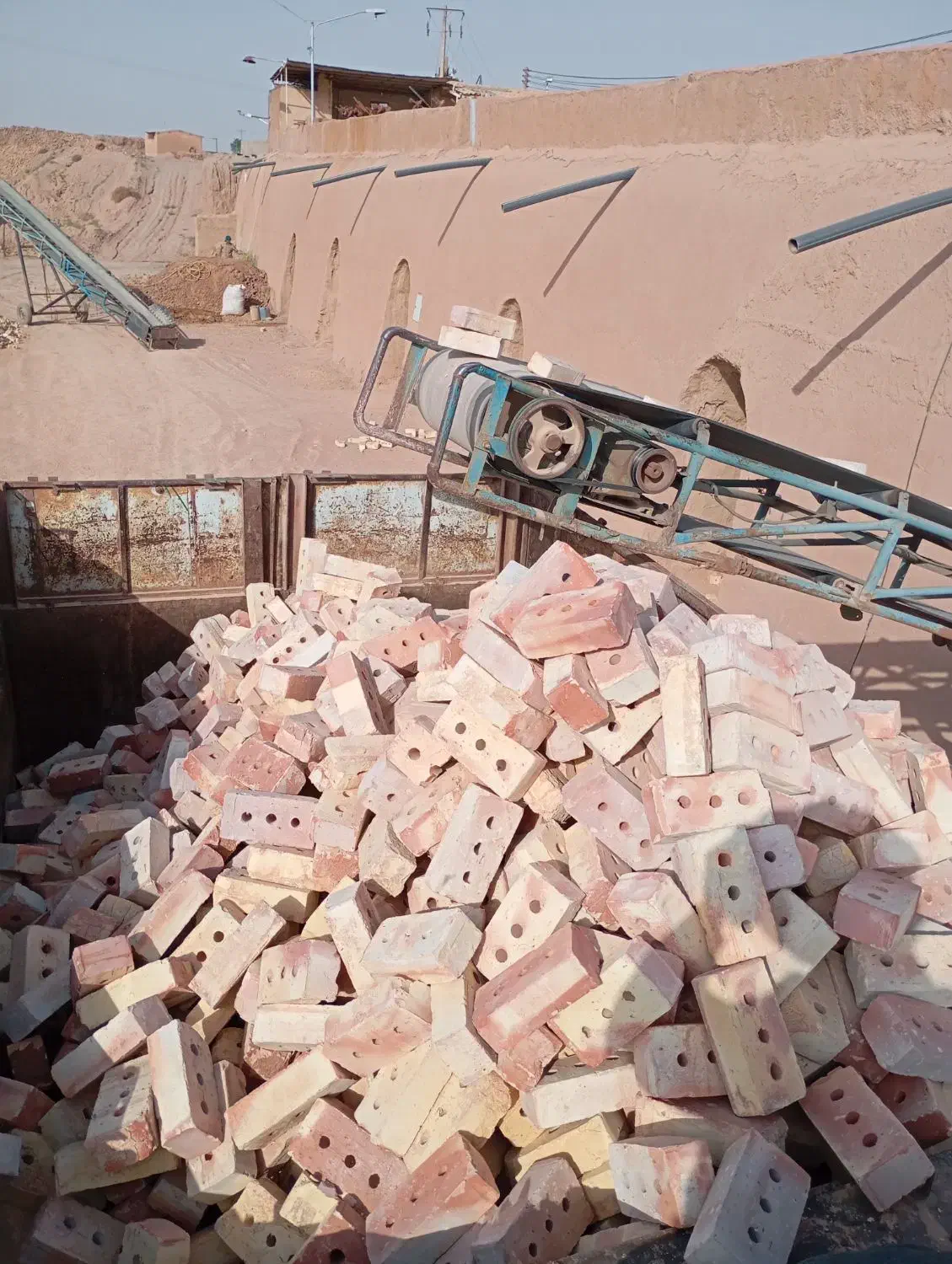 فروش آجر شش سوراخ سفال تیغه سقف|مصالح و تجهیزات ساختمان|نیشابور, مازول|دیوار