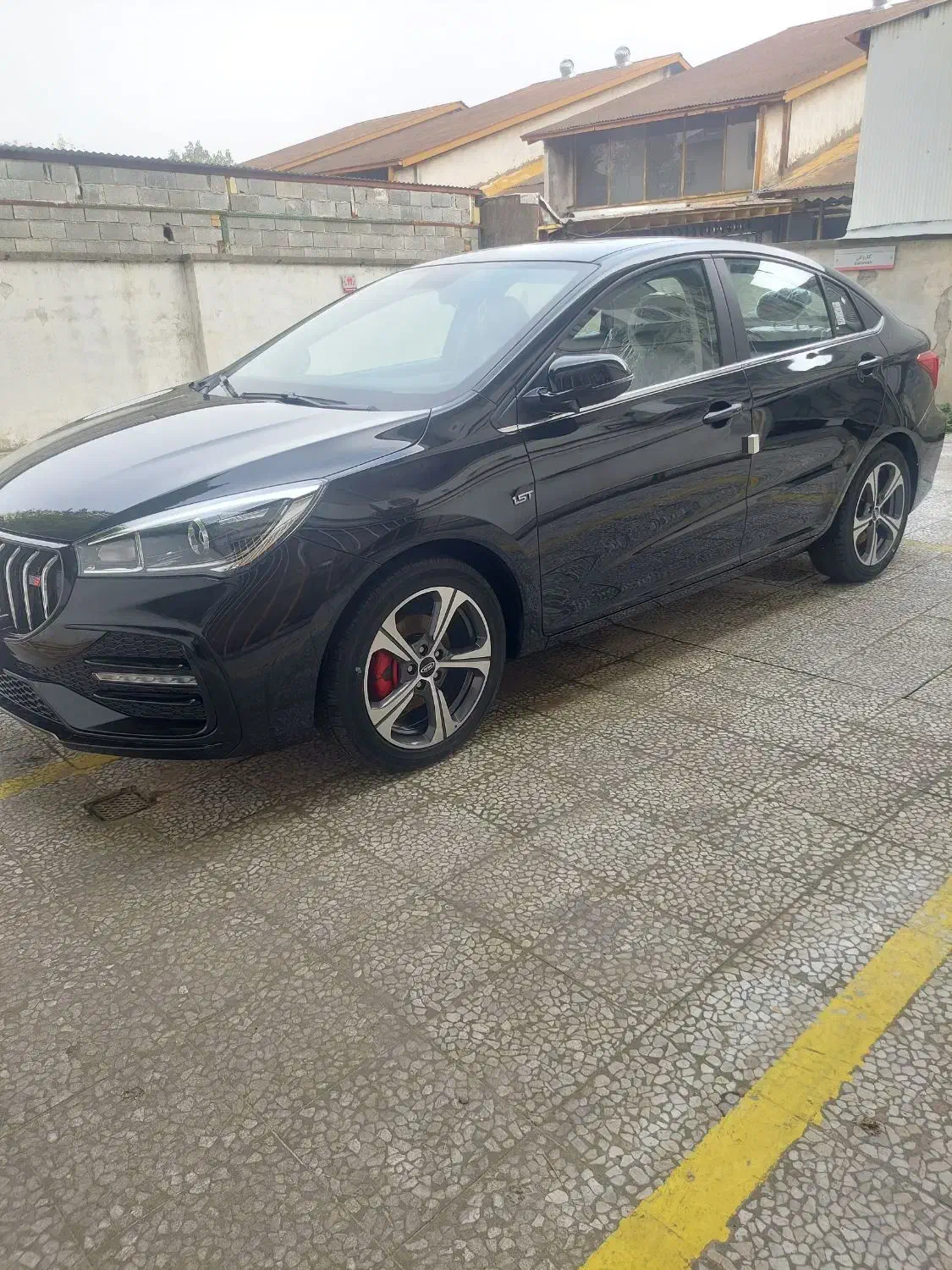 آریزو ۵ مشکی خشک مدل ۱۴۰۴|خودرو سواری و وانت|لاهیجان, لاشیدان|دیوار