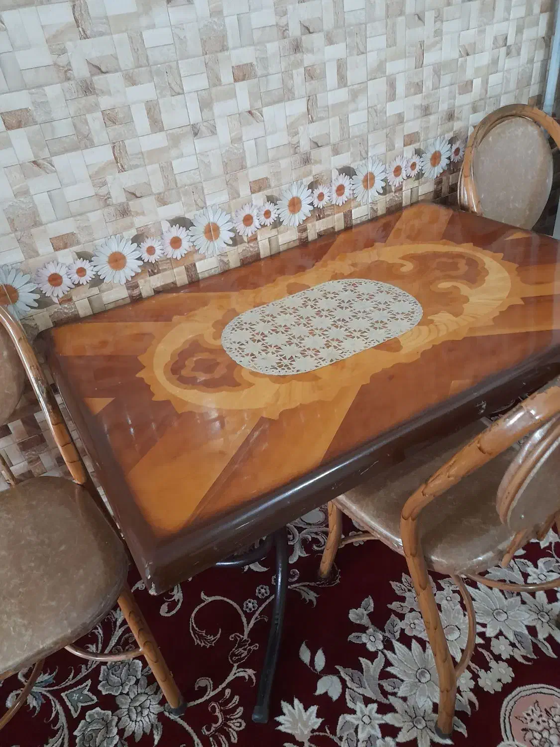 نهار خوری|میز و صندلی غذاخوری|مهاباد (آذربایجان غربی), |دیوار