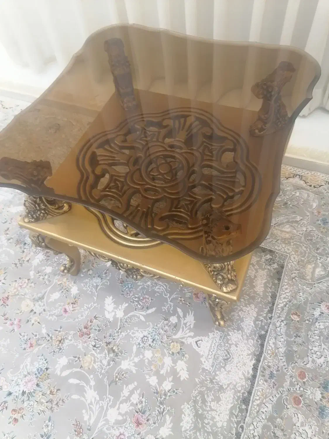 گل میز سلطنتی|مبلمان خانگی و میز عسلی|شیراز, شهرک پرواز|دیوار