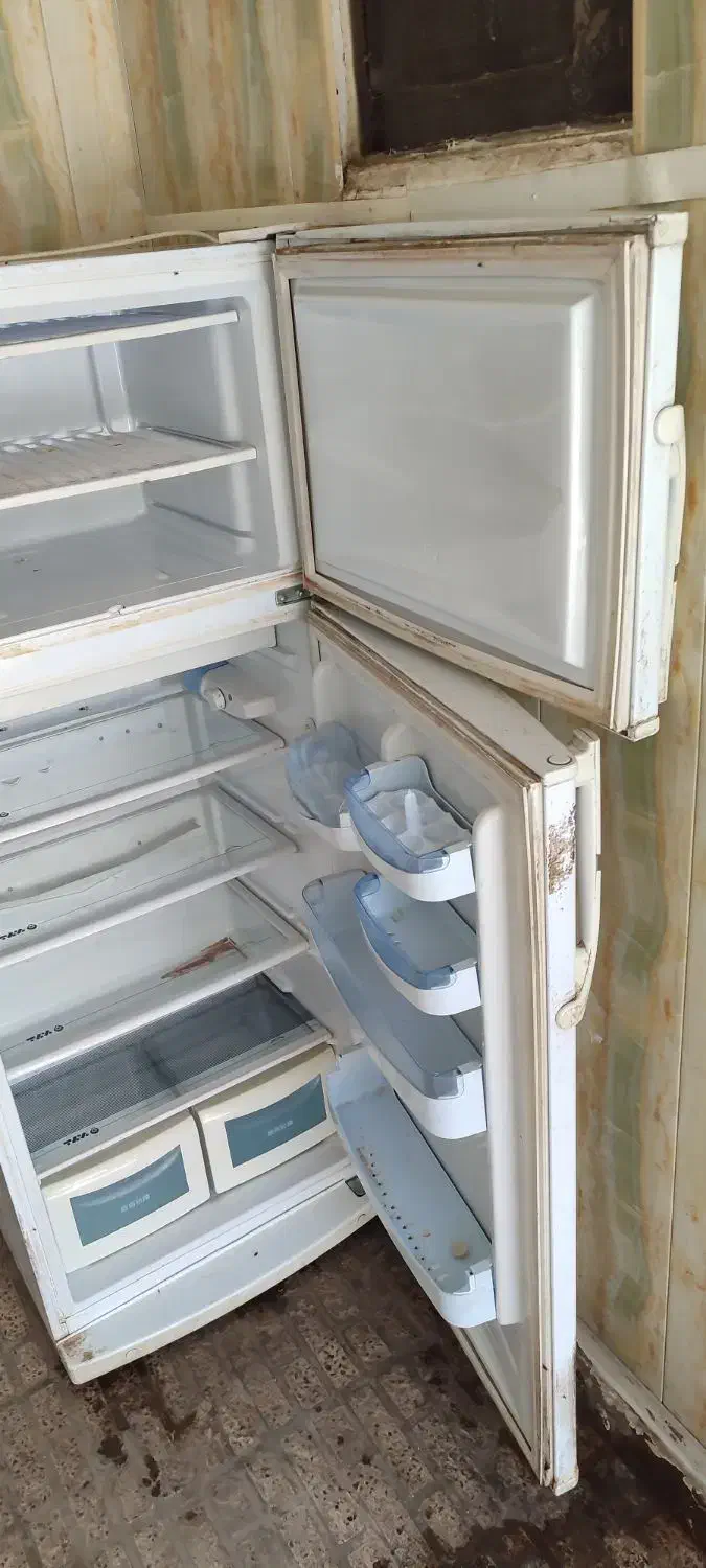 یخچال فریزر|یخچال و فریزر|فولادشهر, A1|دیوار