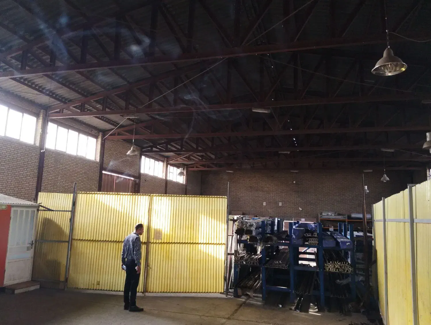 گاراژ اجاره سوله مغازه زمین برای شغل مختلف بزرگ|اجارهٔ مغازه و غرفه|مشهد, آبادگران|دیوار