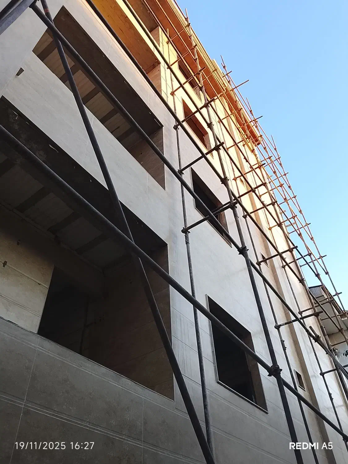 کاشی کاری و سنگ کاری|خدمات پیشه و مهارت|لاهیجان, لیل|دیوار