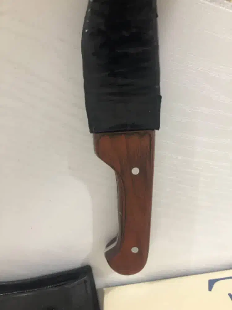 چاقویUSA|کوهنوردی و کمپینگ|بروجرد, |دیوار