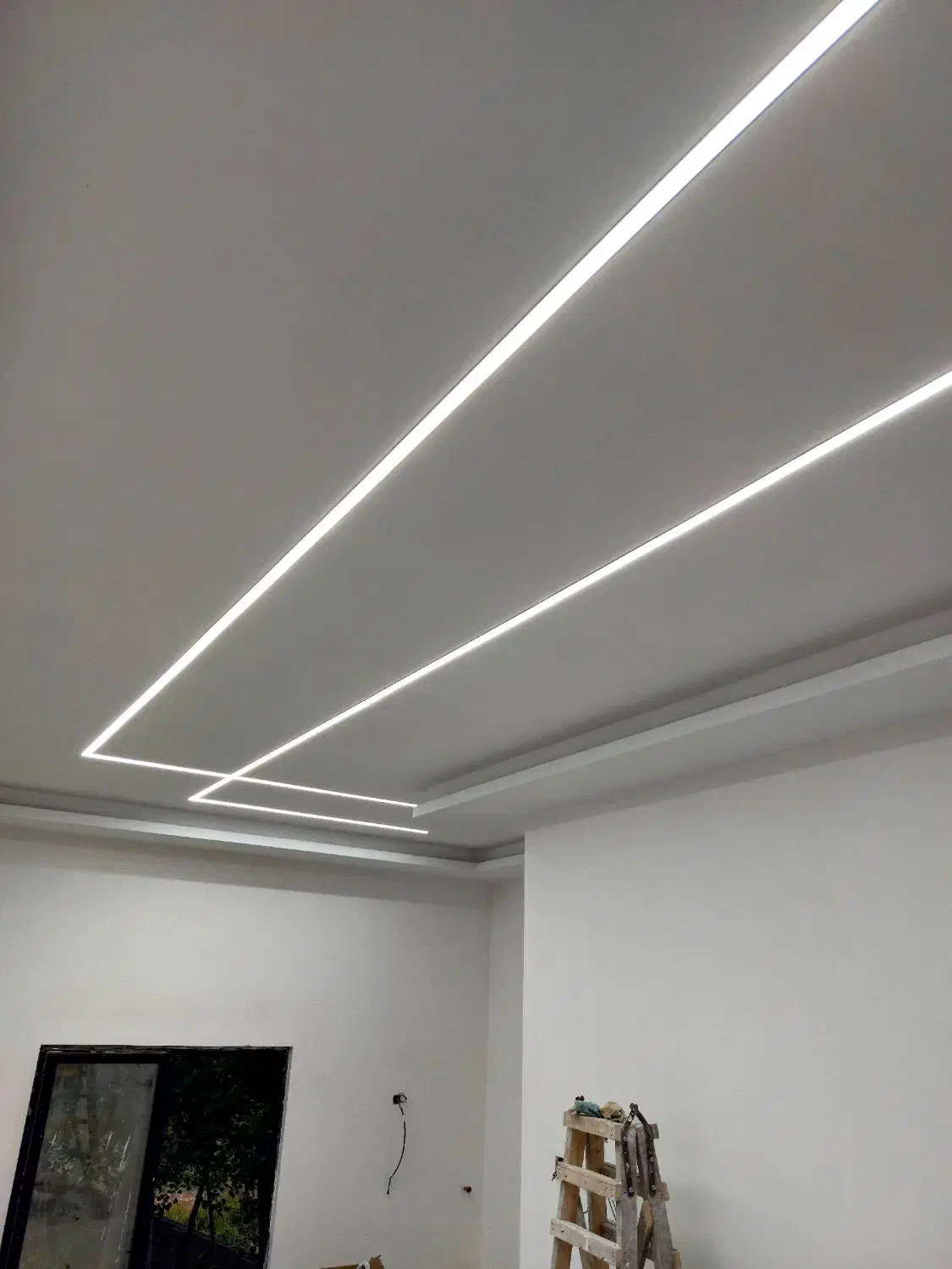 برقکار لاینر و ...|خدمات پیشه و مهارت|بندر انزلی, معلم|دیوار