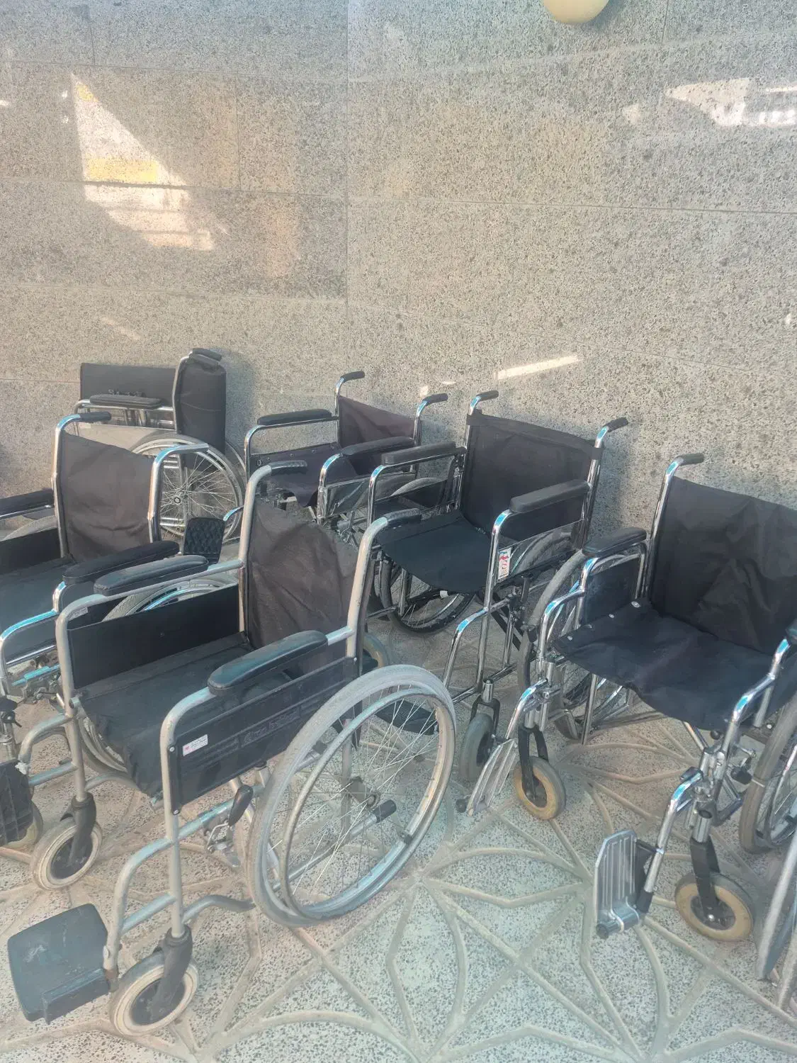 اجاره / کرایه انواع ویلچر ساده و حمامی و ارتوپدی|پزشکی|شیراز, شهرک والفجر|دیوار
