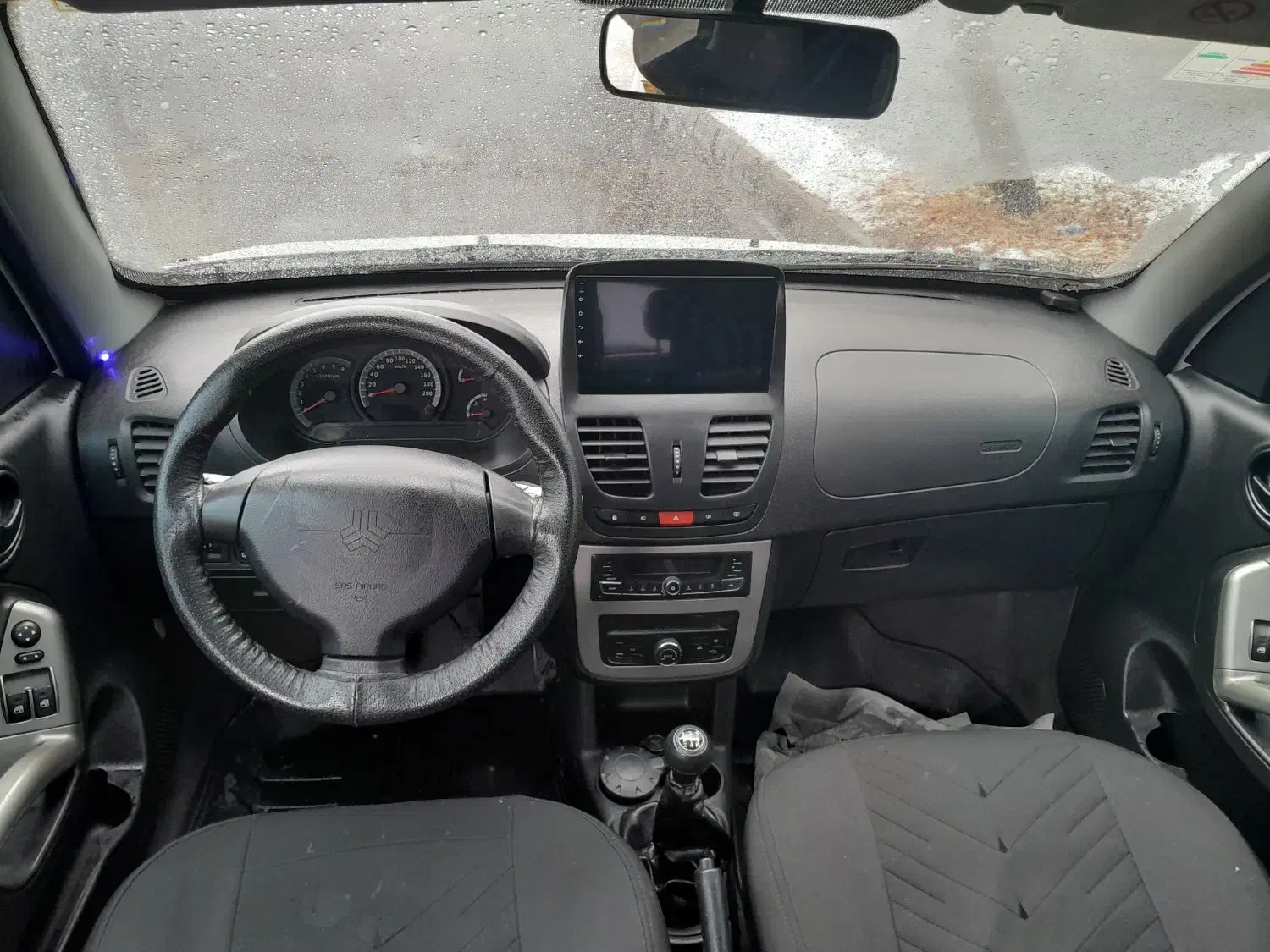 کوییک مانیتور دار|خودرو سواری و وانت|خمین, |دیوار